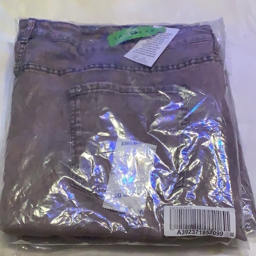 LOGO 4X (30W) Rose Smoke Acid Wash Ankle Jeans (Z02.8) - Picture 6 of 7